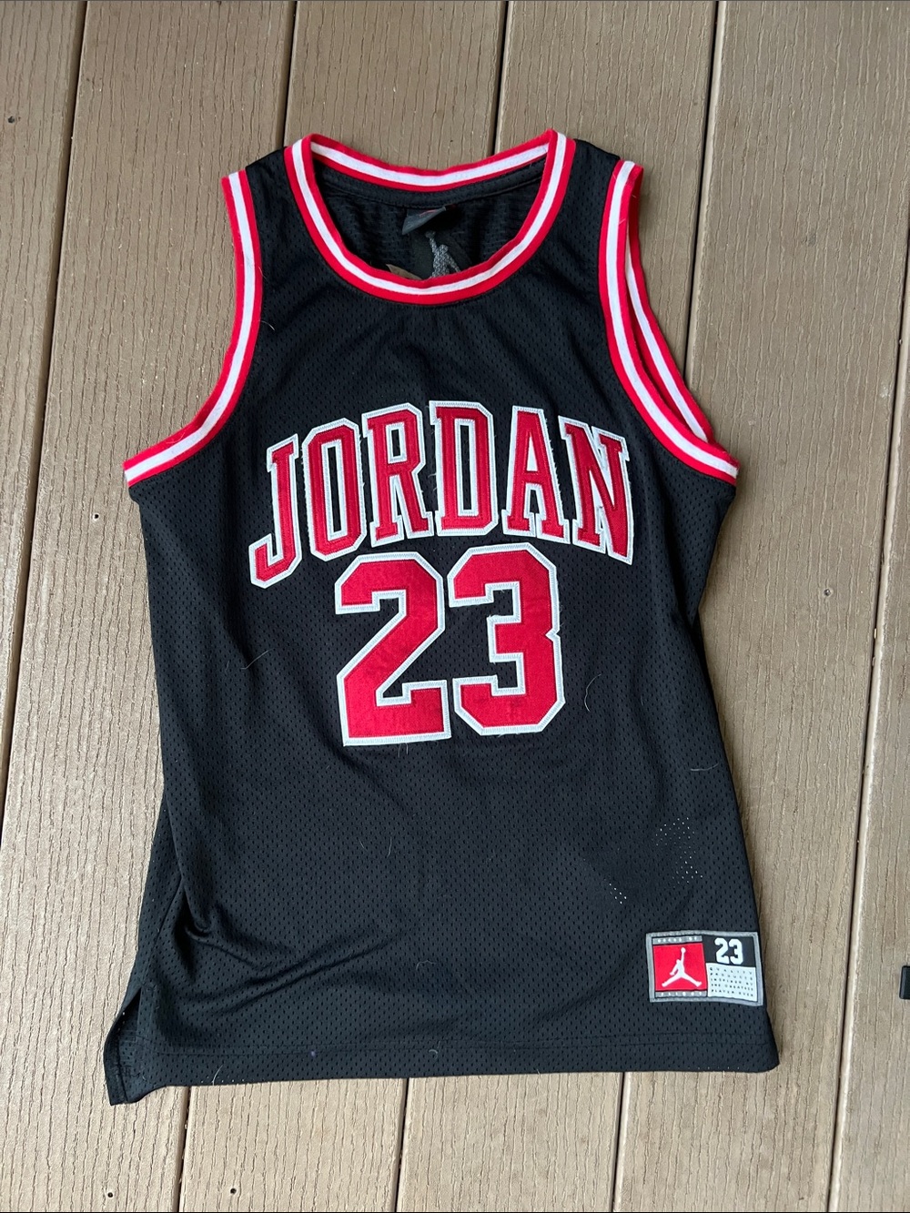 Nike Jordan boys' black basketball jersey medium